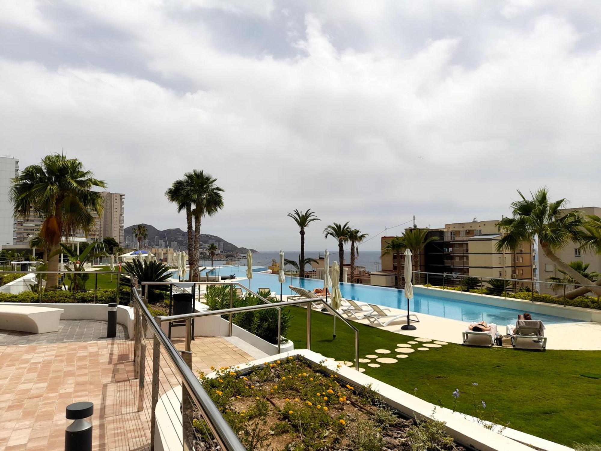 Sunset Cliffs Sea View Apartments 14 Floor 貝尼多姆 外观 照片